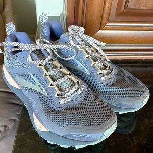 Brooks Cascadia 14 Trail Shoes